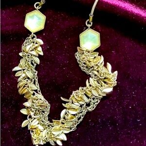 CHLOE unique necklace